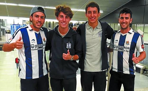 Los jugadores coincidieron con dos realzales a su vuelta de Polonia.