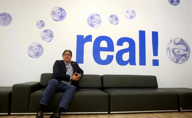 El director deportivo, en el interior de las instalaciones de la Real en Zubieta. Pronto cumple nueve años en el cargo.