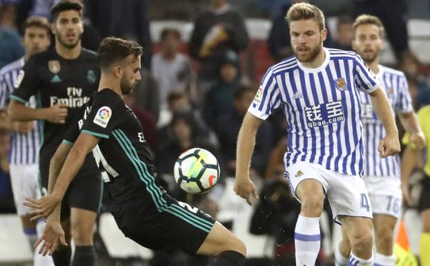 Asier Illarramendi durante un lance del juego. /EFE