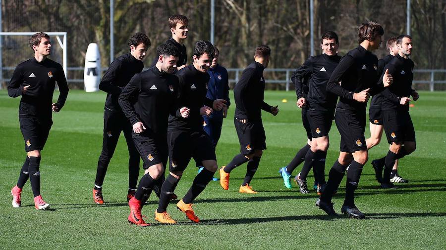 Oyarzabal, entre el grupo de realistas que se ha entrenado este miércoles en Zubieta. /REAL SOCIEDAD