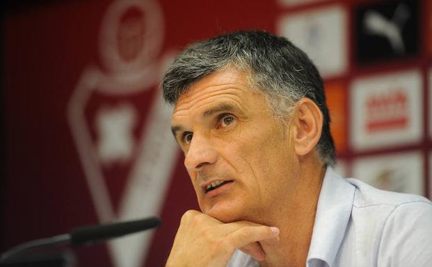 El entrenador del Eibar, José Luis Mendilibar. /Morquecho