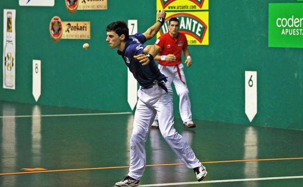 Altuna III, durante el partido/DN