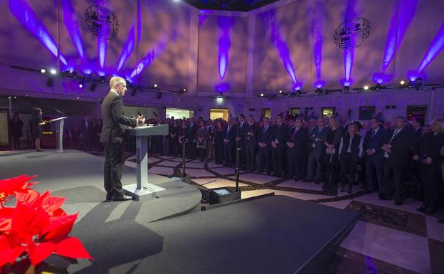 Imagen de la tradicional recepción a la sociedad vasca de final de año/Irekia