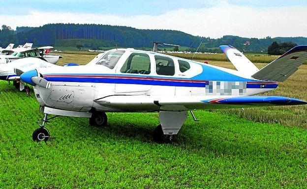 Una avioneta BE35, como la implicada.