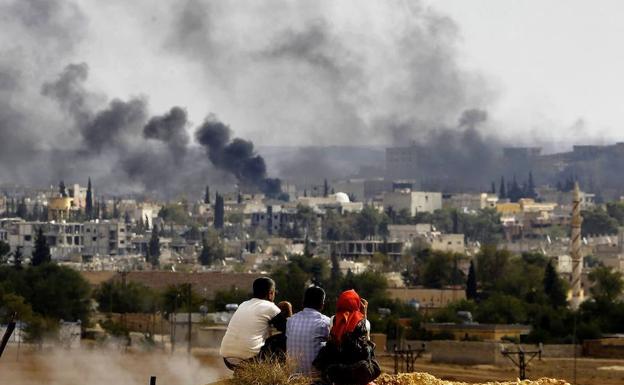 Kobane hiria sutan, 2014ko urrian./REUTERS
