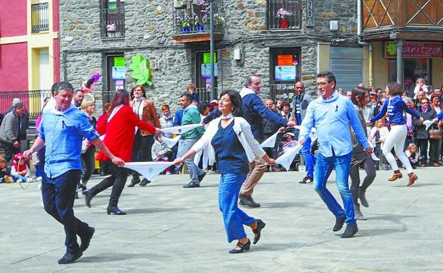 Los Loinaces festejan hoy su dÃ­a grande