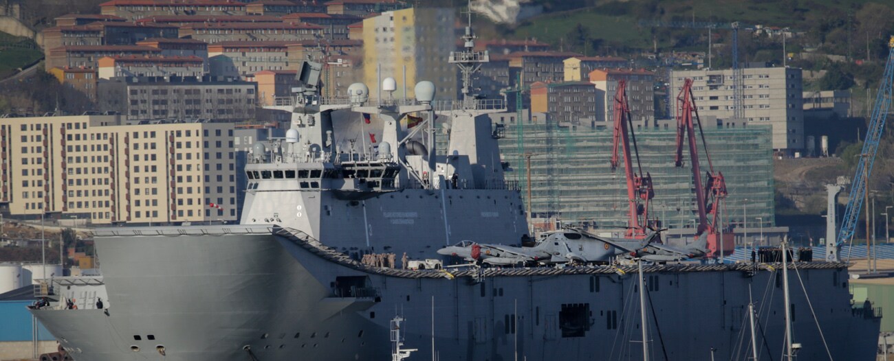 Fotos As Ha Llegado A Getxo El Portaaviones Juan Carlos I El