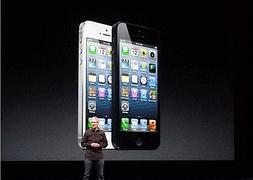 El CEO de Apple, Tim Cook, en la presentación de iPhone5 de septiembre de 2012. Glenn Chapman/