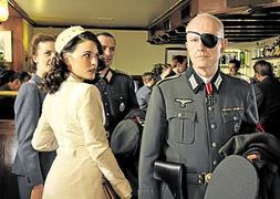 Grandes relatos, pantallas pequeñas: la tele entre costuras