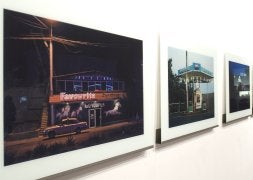 Algunas de las fotografías que componen la exposición de Zubero. /UNANUE/