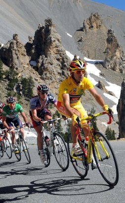 Valverde, en plena ascensión al Izoard, en La Casse Dessérte. /AFP/