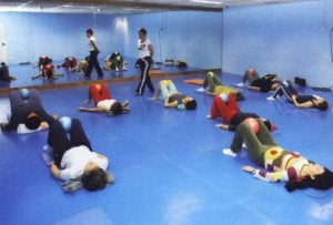 El polideportivo oferta diferentes tipos de actividad para mantenerse en forma. /I.A./