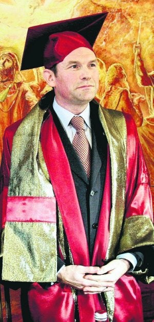 Ibarretxe, investido 'honoris causa' por la Universidad de Tbilisi./