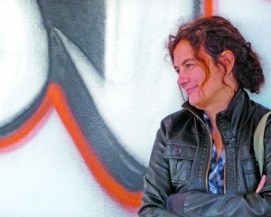 Investigadora. Escribir el libro ha sido para Arantxa Iurre una tarea «muy dura y difícil»./