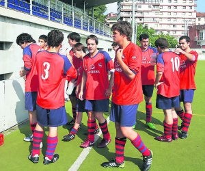 Presentación. El 31 de julio del año pasado, por última vez. ::
ARIZMENDI/