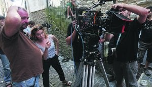 Rodaje. La directora, Mireia Gabilondo, dirigiendo el rodaje. ::
LUSA/