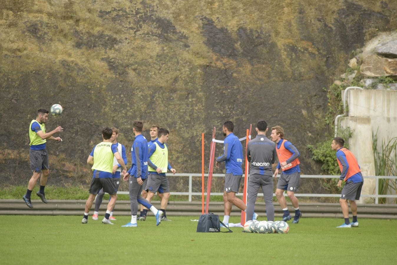 Fotos Entrenamiento de la Real Sociedad Real Sociedad El Diario Vasco Fotos Entrenamiento de la Real Sociedad Real Sociedad El Diario Vasco