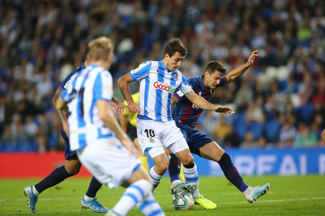 Mikel Oyarzabal, único Jugador De La Real Sociedad En La Convocatoria ...