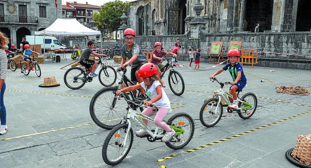 borracho contrabando resultado Bicicletas y juegos para reflexionar acerca de la movilidad sostenible | El  Diario Vasco