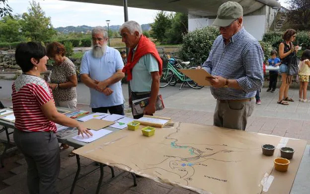 María José Noain presentó un adelanto del proyecto en la última edición de la feria Ribera. / F. PORTU