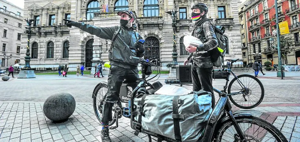 Basque ‘riders’ unite in cooperatives to compete with Glovo and Deliveroo