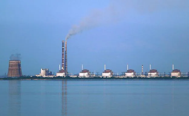 Archive image of the Zaporizhia nuclear power plant.