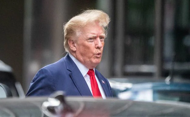 Donald Trump leaves Trump Tower two days after the FBI searched his mansion in Mar-a-Lago, Florida. 