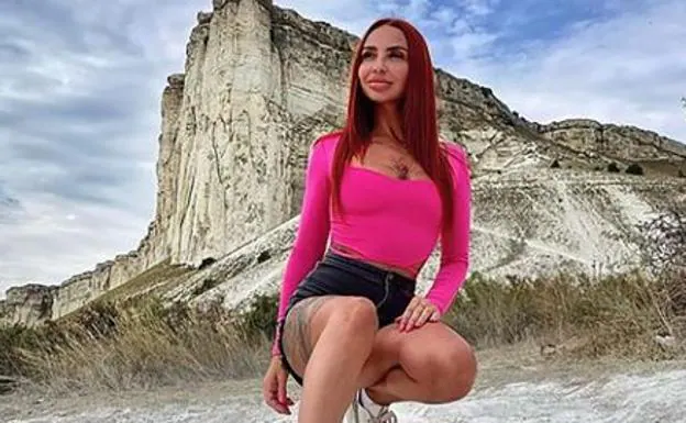 Miss Crimea 2022, Olga Valeeva, has been fined for singing a Ukrainian anthem. 