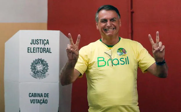 Bolsonaro, moments after casting his vote. 
