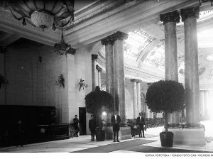 Interior del Gran Kursaal, inaugurado en 1922 y clausurado en 1924./